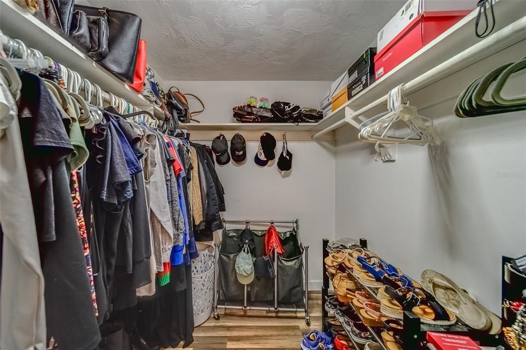 На продажу: $315,000 (3 спален, 2 ванн, 1365 Квадратных фут)