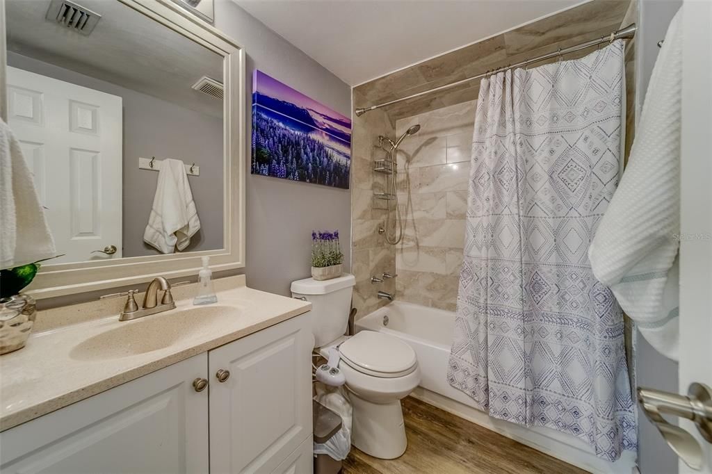 На продажу: $315,000 (3 спален, 2 ванн, 1365 Квадратных фут)