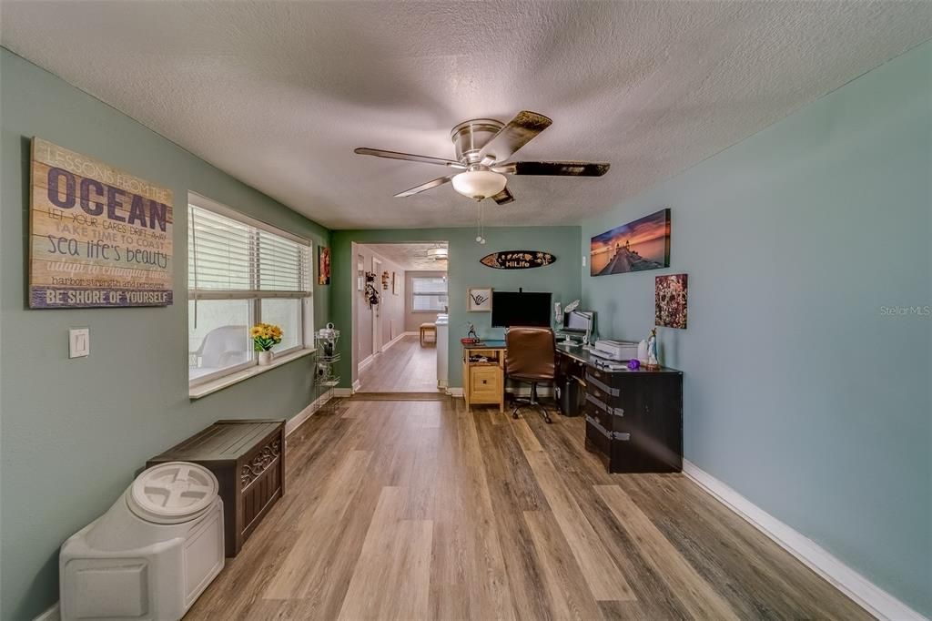 На продажу: $315,000 (3 спален, 2 ванн, 1365 Квадратных фут)