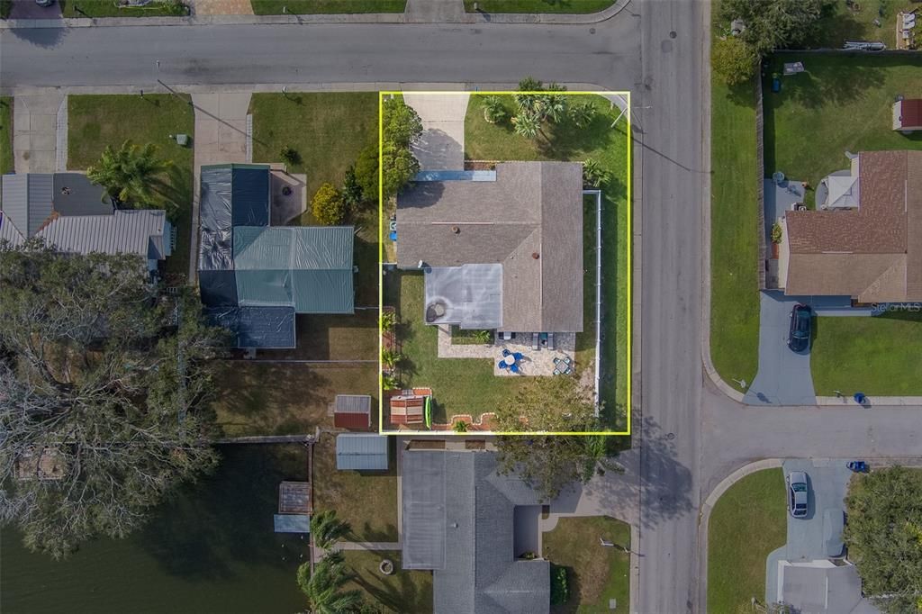 На продажу: $315,000 (3 спален, 2 ванн, 1365 Квадратных фут)