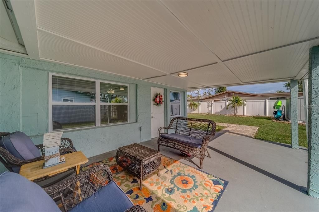 На продажу: $315,000 (3 спален, 2 ванн, 1365 Квадратных фут)