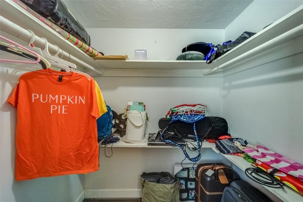 На продажу: $315,000 (3 спален, 2 ванн, 1365 Квадратных фут)