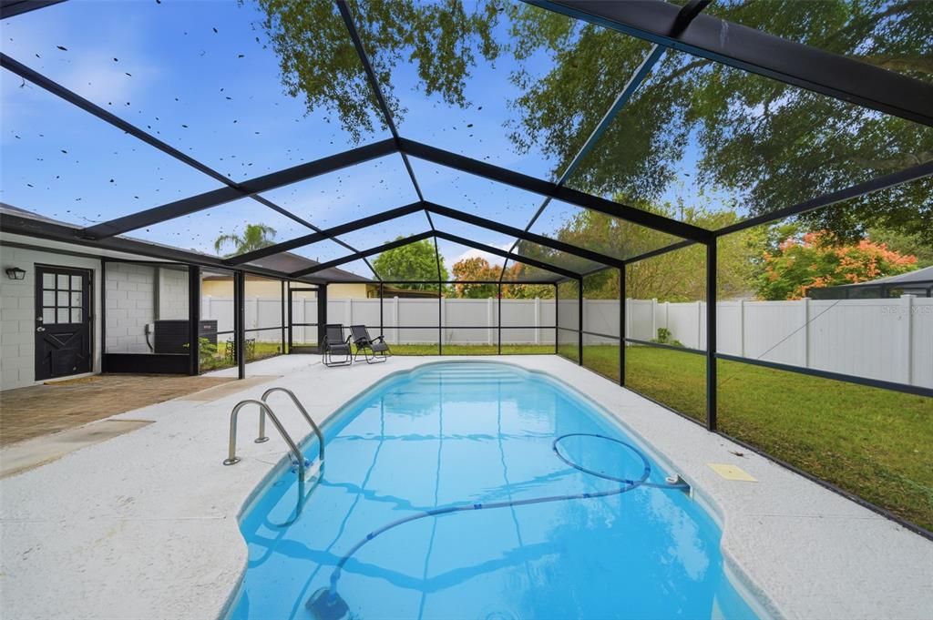 En Venta: $385,000 (3 camas, 2 baños, 1400 Pies cuadrados)