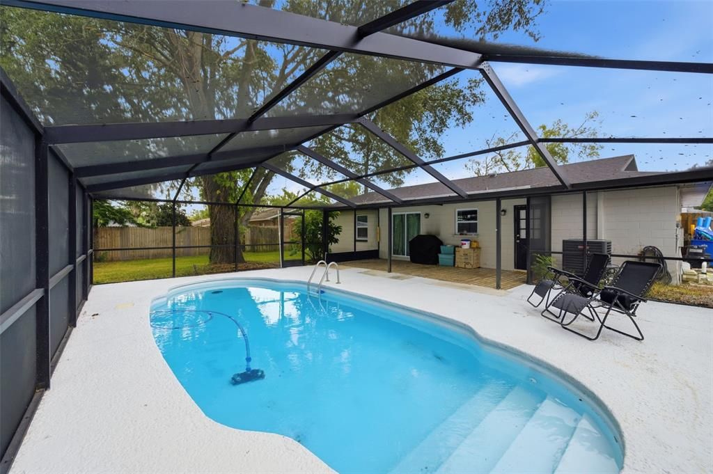 En Venta: $385,000 (3 camas, 2 baños, 1400 Pies cuadrados)