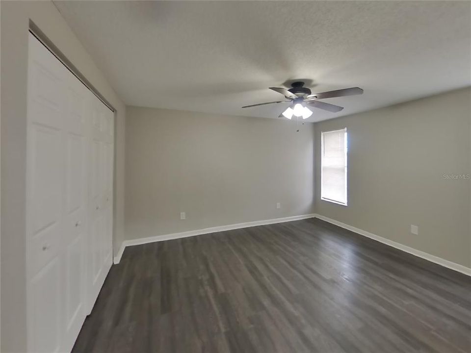 Под контрактом: $1,939 (3 спален, 2 ванн, 1368 Квадратных фут)