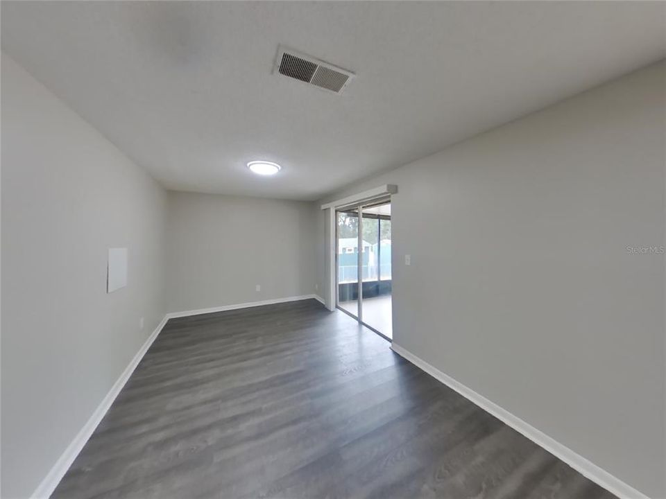 Под контрактом: $1,939 (3 спален, 2 ванн, 1368 Квадратных фут)