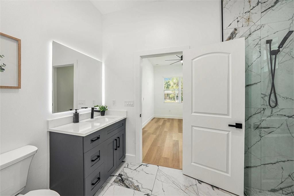 En Venta: $724,900 (5 camas, 4 baños, 2654 Pies cuadrados)