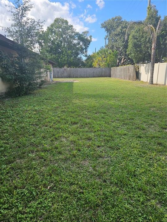 For Sale: $379,900 (3 beds, 2 baths, 1676 Square Feet)