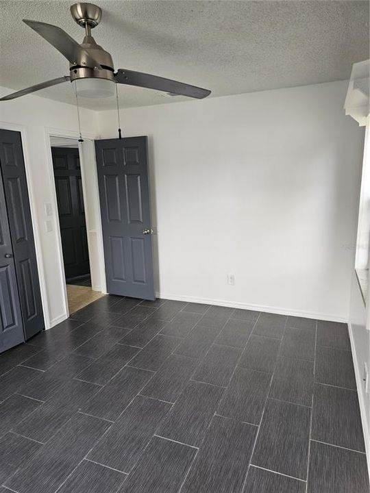 For Sale: $379,900 (3 beds, 2 baths, 1676 Square Feet)