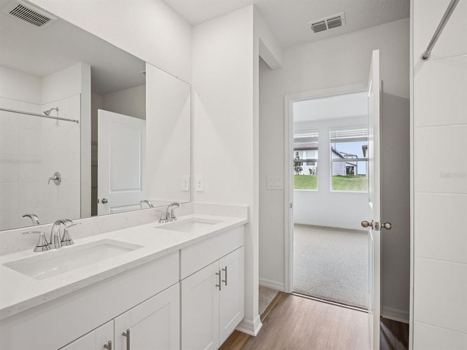 待售: $269,965 (3 贝兹, 2 浴室, 1269 平方英尺)