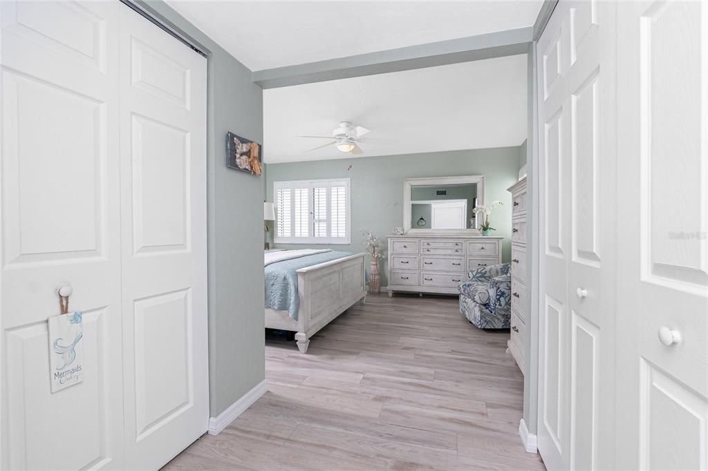 待售: $698,000 (3 贝兹, 3 浴室, 1555 平方英尺)