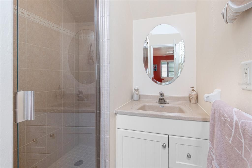 待售: $698,000 (3 贝兹, 3 浴室, 1555 平方英尺)