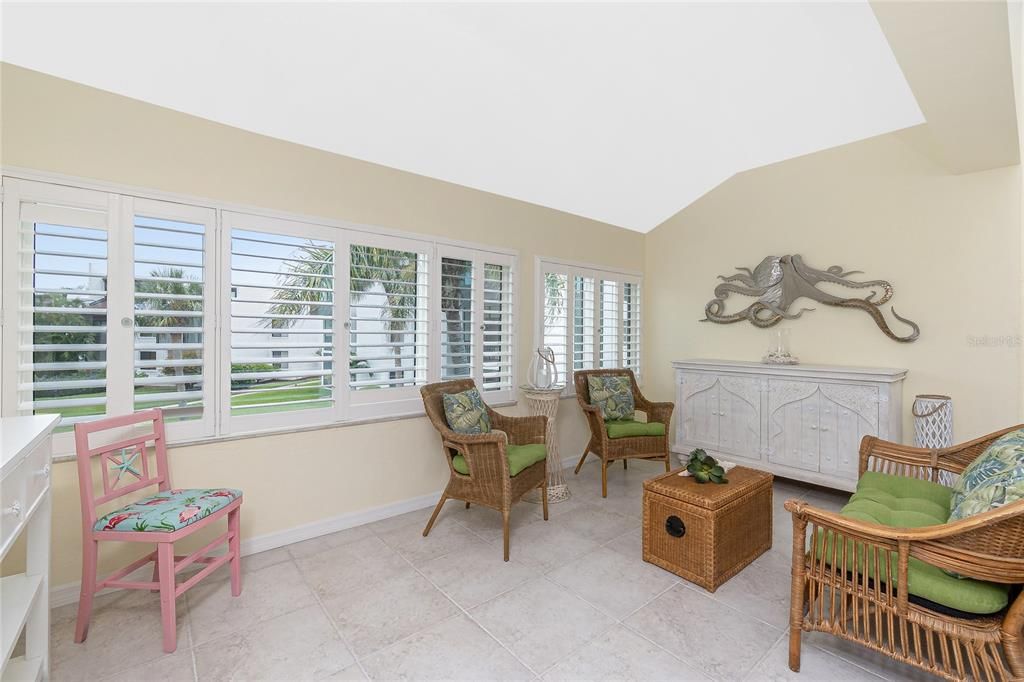 待售: $698,000 (3 贝兹, 3 浴室, 1555 平方英尺)