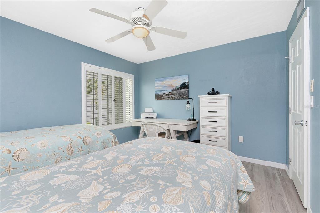 待售: $698,000 (3 贝兹, 3 浴室, 1555 平方英尺)