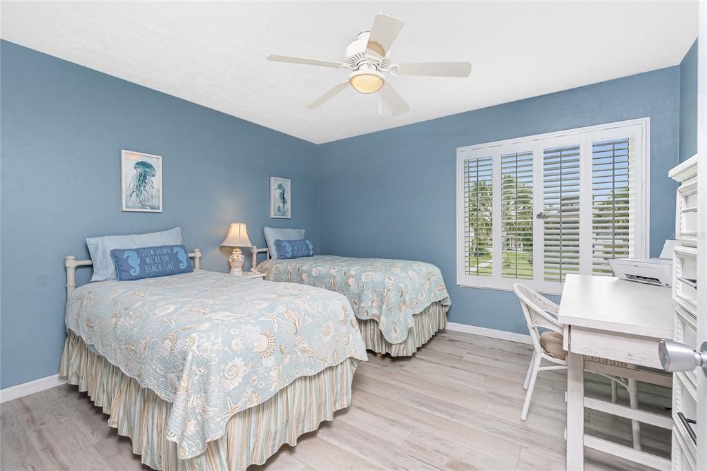 待售: $698,000 (3 贝兹, 3 浴室, 1555 平方英尺)