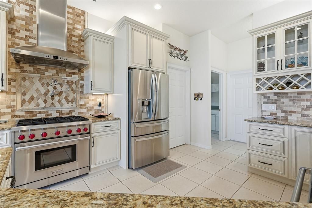 待售: $870,000 (4 贝兹, 2 浴室, 2364 平方英尺)