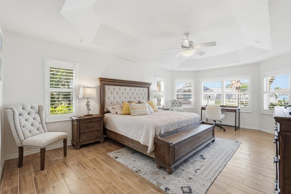 待售: $870,000 (4 贝兹, 2 浴室, 2364 平方英尺)