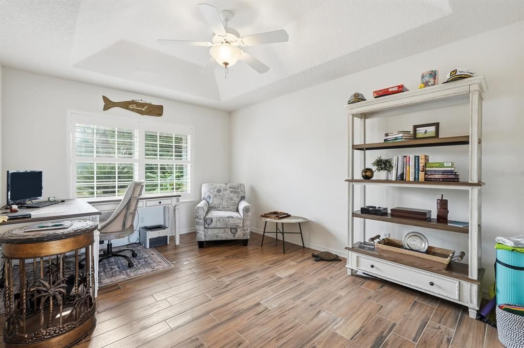 待售: $870,000 (4 贝兹, 2 浴室, 2364 平方英尺)