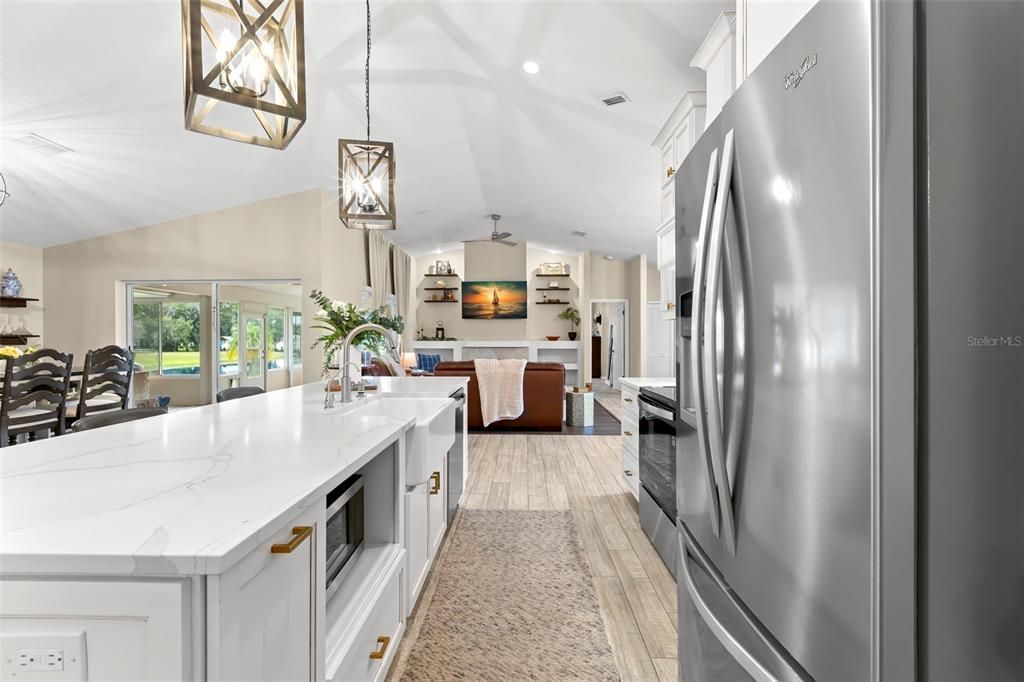 For Sale: $699,990 (3 beds, 2 baths, 2400 Square Feet)