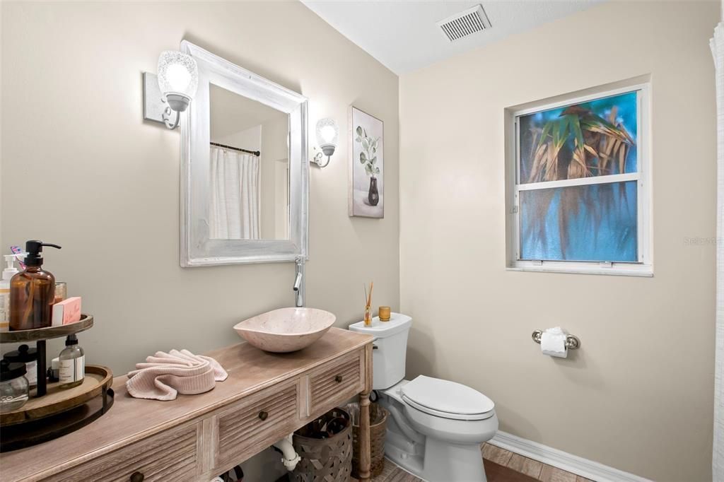 For Sale: $699,990 (3 beds, 2 baths, 2400 Square Feet)