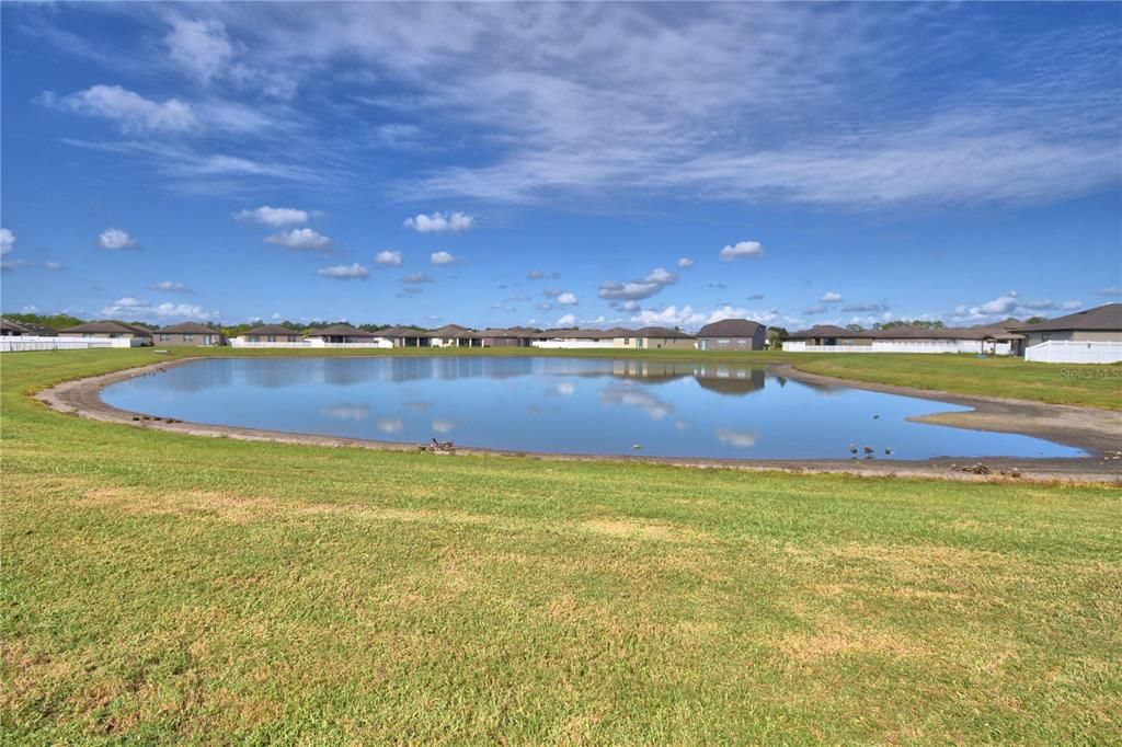 En Venta: $385,000 (4 camas, 2 baños, 2612 Pies cuadrados)