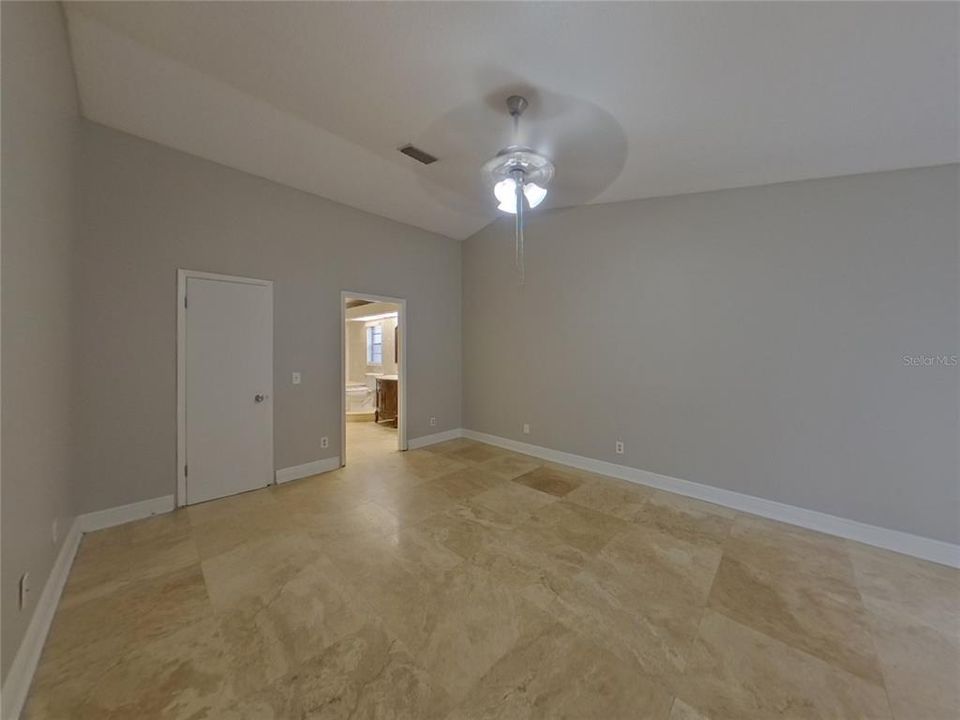 For Rent: $2,709 (4 beds, 3 baths, 2267 Square Feet)