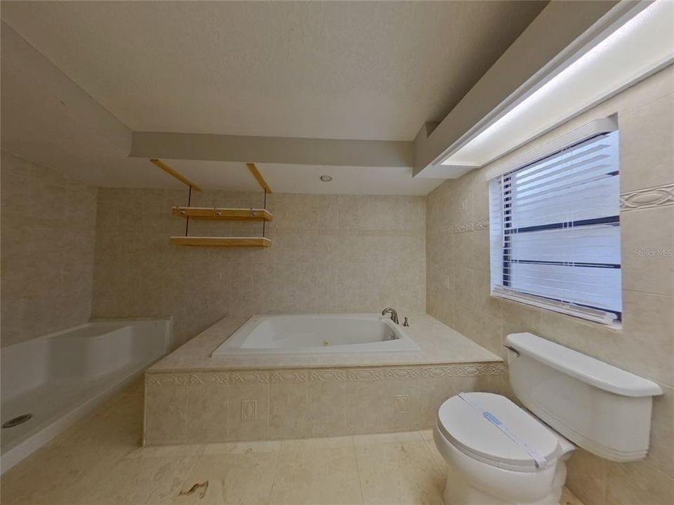 For Rent: $2,709 (4 beds, 3 baths, 2267 Square Feet)