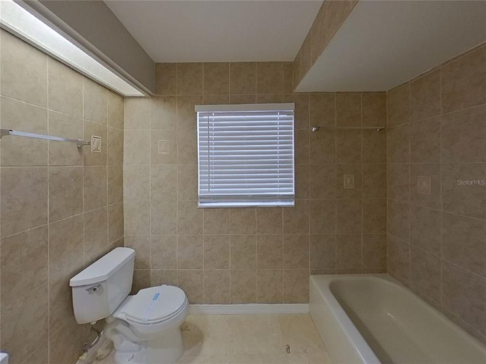 For Rent: $2,709 (4 beds, 3 baths, 2267 Square Feet)