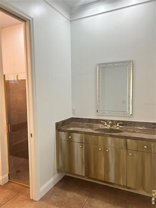 For Rent: $6,000 (3 beds, 4 baths, 3127 Square Feet)