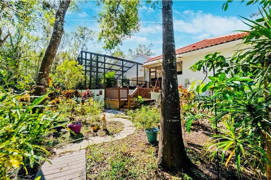 For Rent: $6,000 (3 beds, 4 baths, 3127 Square Feet)