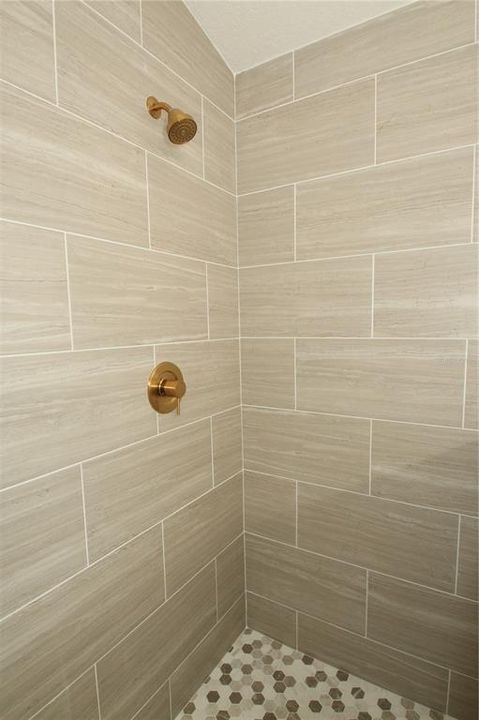 出租: $2,600 (4 贝兹, 2 浴室, 1822 平方英尺)