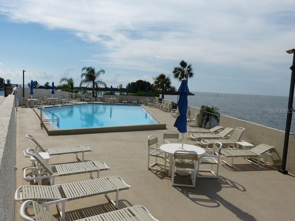 For Rent: $3,800 (2 beds, 2 baths, 1236 Square Feet)