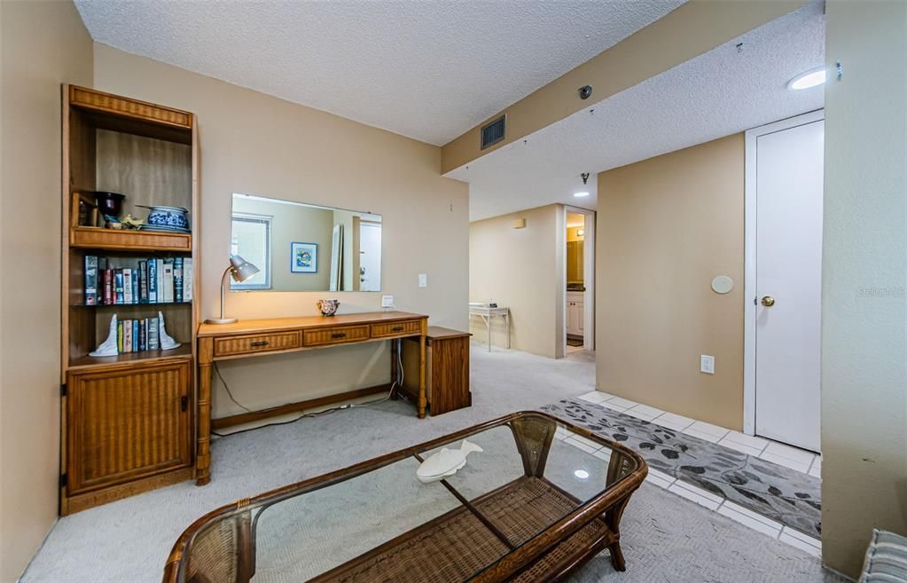 For Rent: $3,800 (2 beds, 2 baths, 1236 Square Feet)