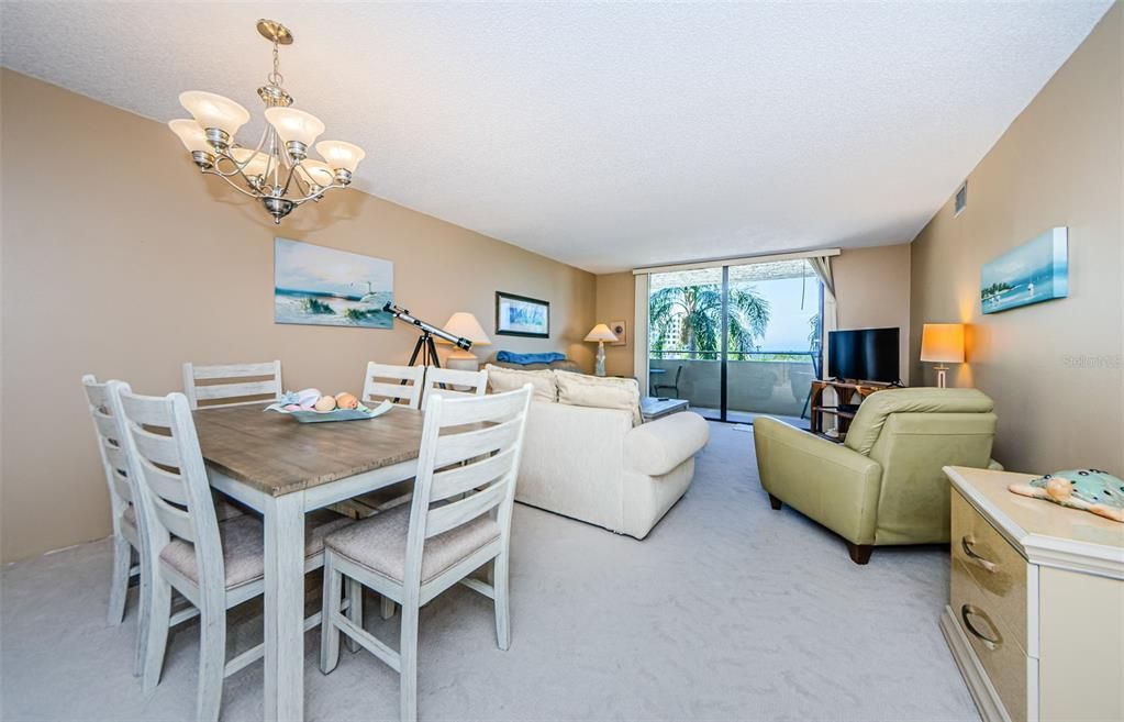 For Rent: $3,800 (2 beds, 2 baths, 1236 Square Feet)