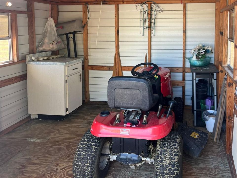 Active With Contract: $199,000 (2 beds, 2 baths, 888 Square Feet)