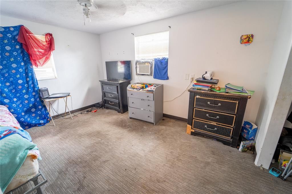 待售: $799,900 (3 贝兹, 2 浴室, 1981 平方英尺)