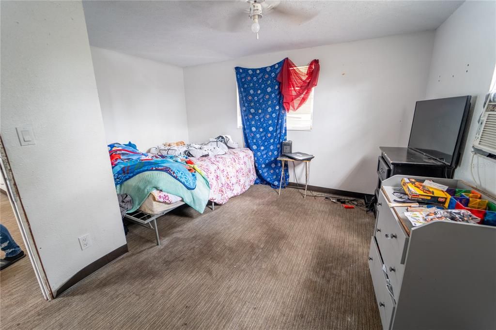 待售: $799,900 (3 贝兹, 2 浴室, 1981 平方英尺)