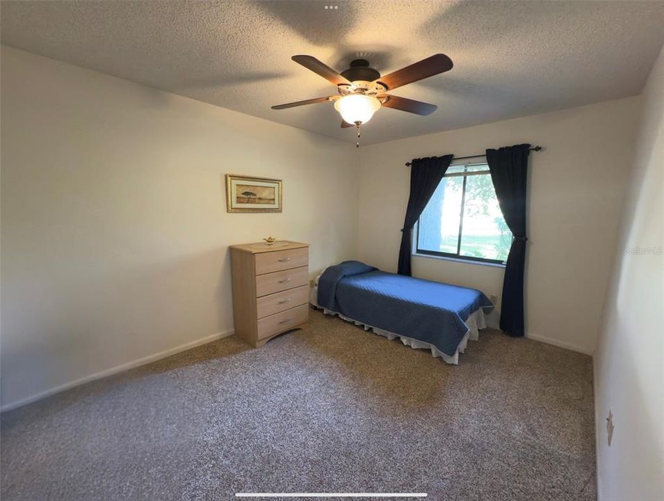 Active With Contract: $335,000 (3 beds, 2 baths, 1500 Square Feet)