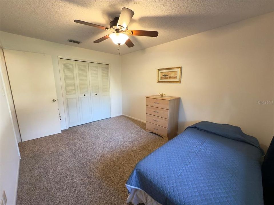 Active With Contract: $335,000 (3 beds, 2 baths, 1500 Square Feet)