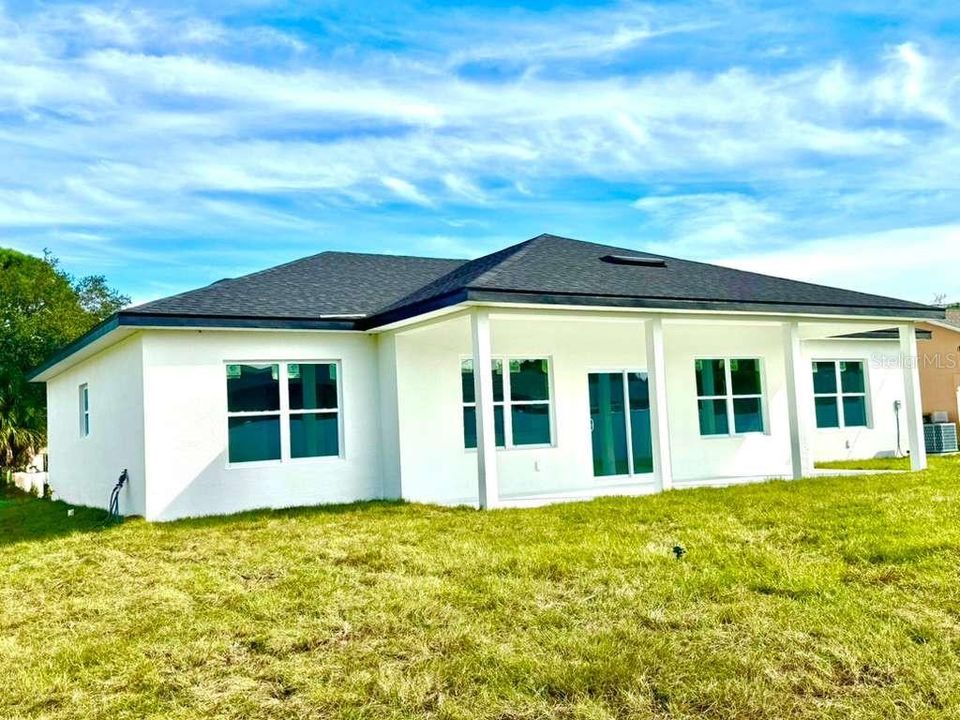 For Sale: $374,990 (4 beds, 3 baths, 1894 Square Feet)