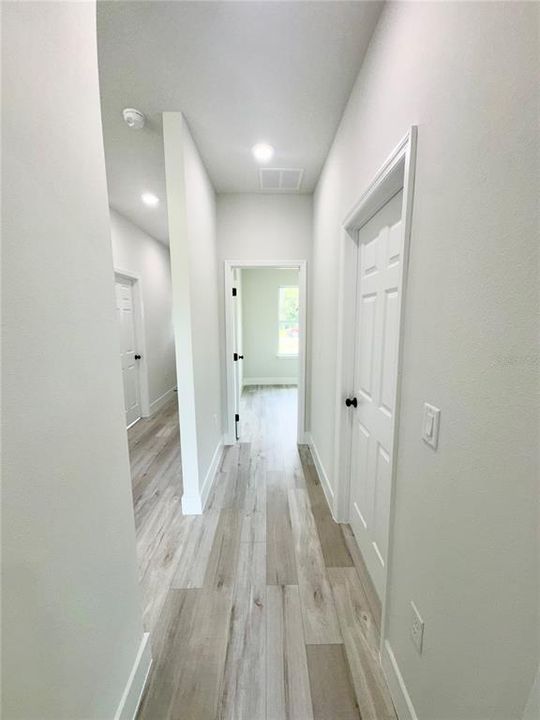 For Sale: $374,990 (4 beds, 3 baths, 1894 Square Feet)