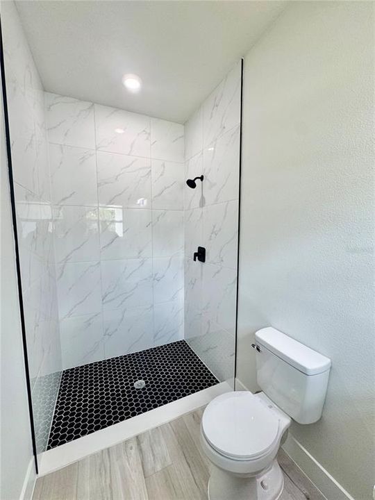 For Sale: $374,990 (4 beds, 3 baths, 1894 Square Feet)