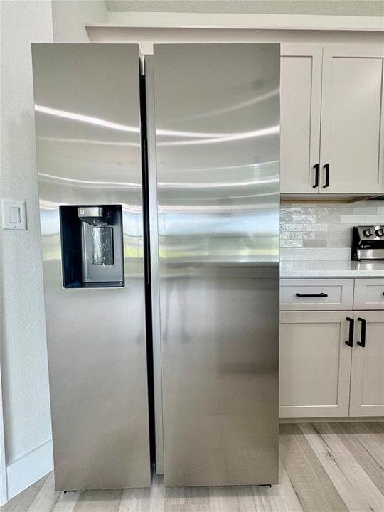 For Sale: $374,990 (4 beds, 3 baths, 1894 Square Feet)