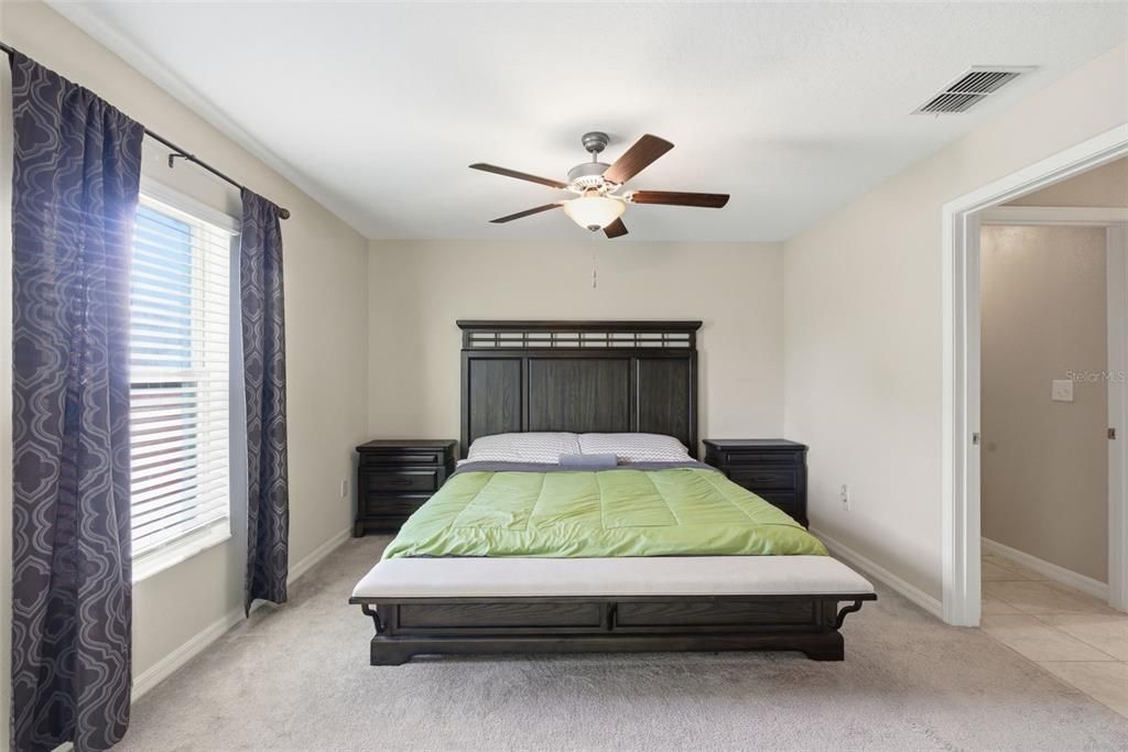 На продажу: $350,000 (3 спален, 2 ванн, 1451 Квадратных фут)