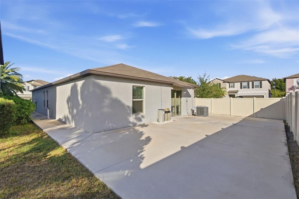 На продажу: $350,000 (3 спален, 2 ванн, 1451 Квадратных фут)