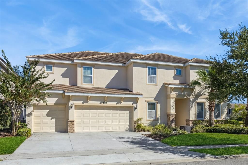 For Sale: $1,150,000 (13 beds, 10 baths, 5448 Square Feet)