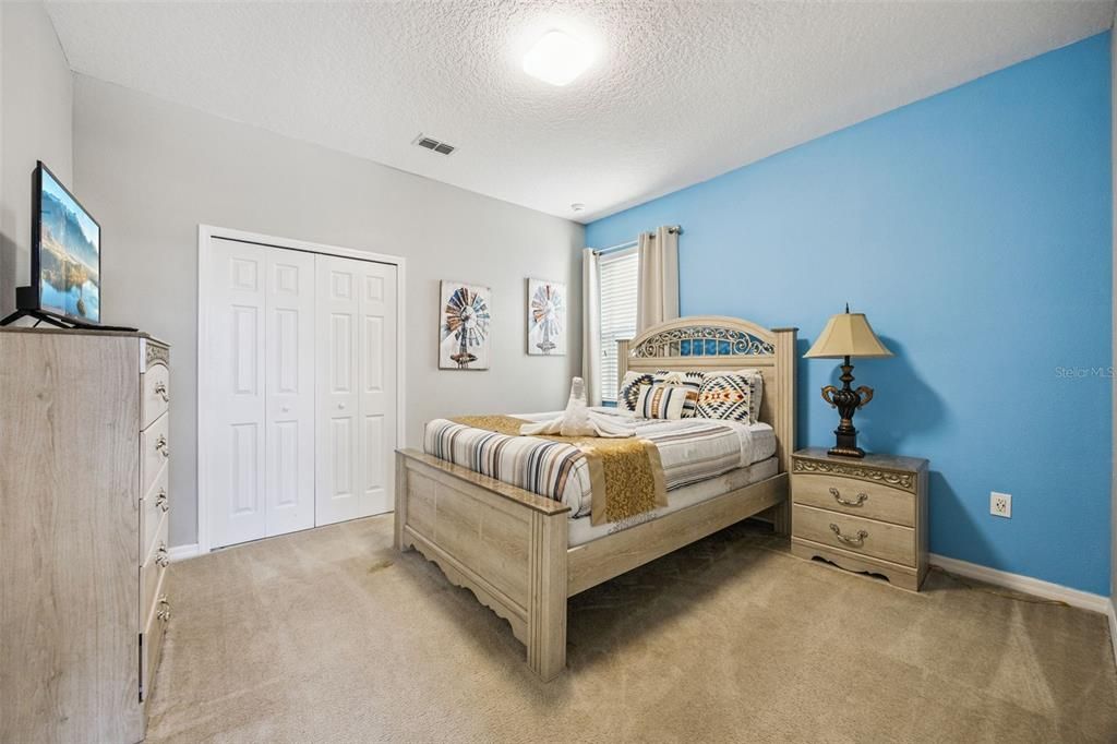 For Sale: $1,150,000 (13 beds, 10 baths, 5448 Square Feet)