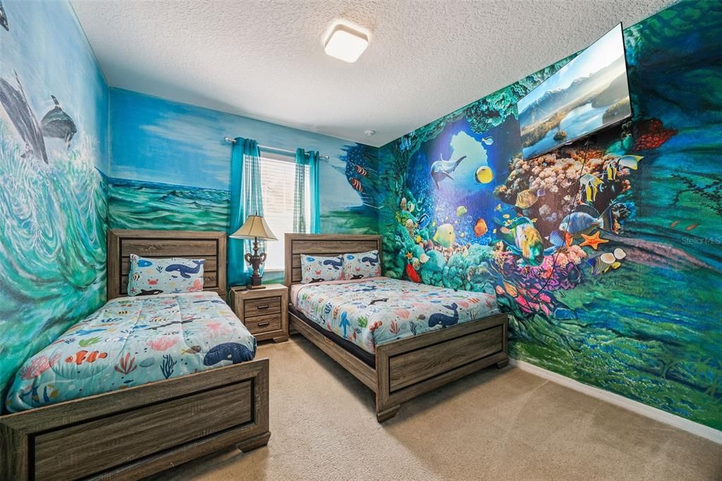 For Sale: $1,150,000 (13 beds, 10 baths, 5448 Square Feet)