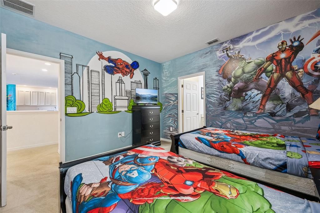 For Sale: $1,150,000 (13 beds, 10 baths, 5448 Square Feet)