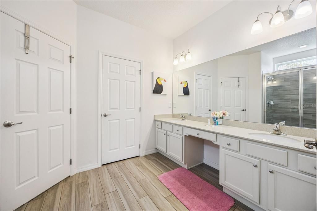 For Sale: $1,150,000 (13 beds, 10 baths, 5448 Square Feet)